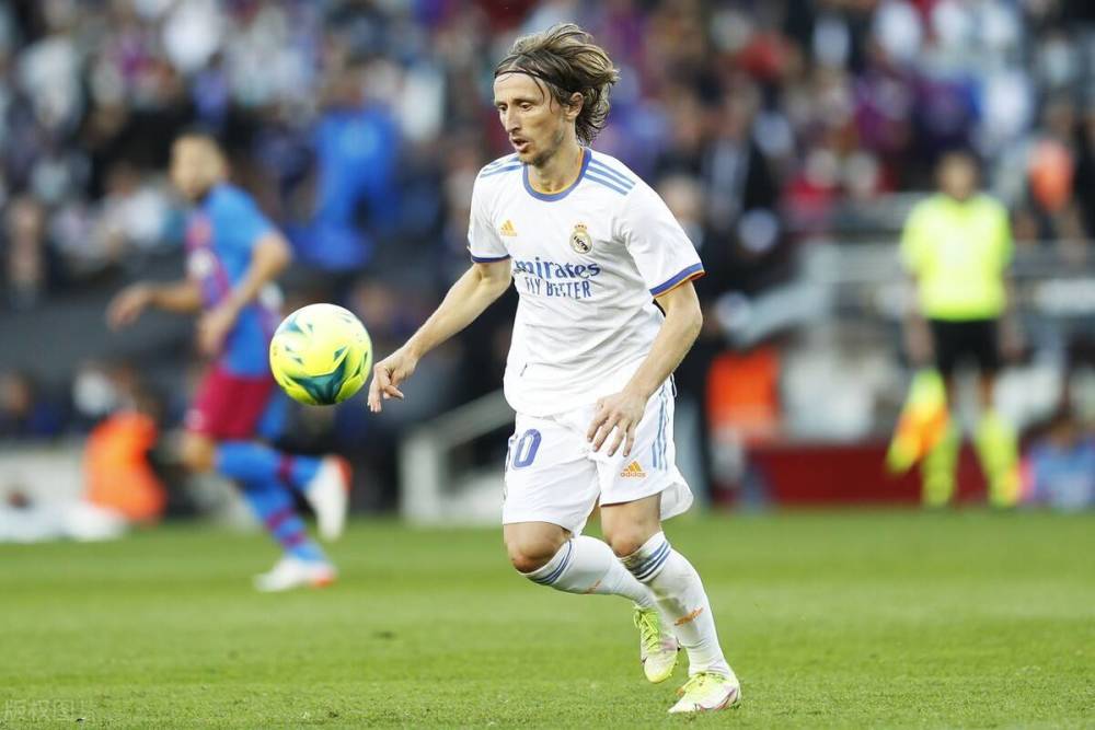 亚冠 1／8决赛利雅得胜利德黑兰独立03-11 02：00